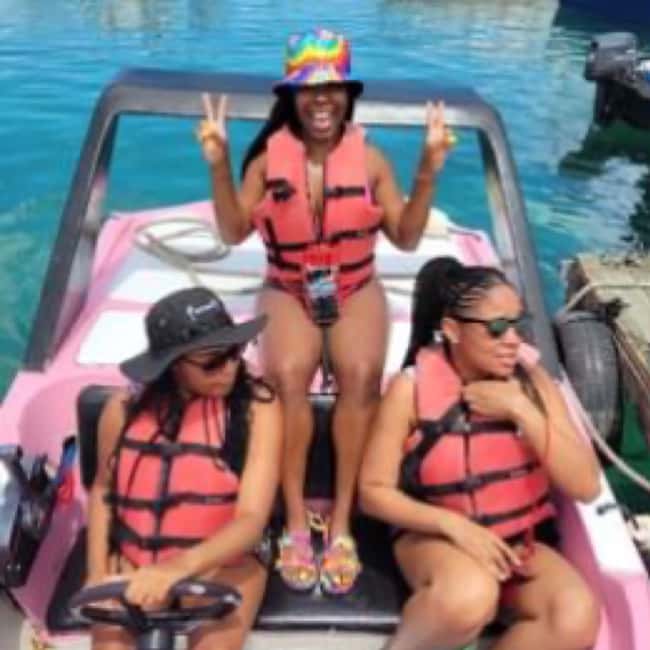 Nassau: Self Drive Speed Boat & Guided ATV Tour + Free Lunch - Who should book this Nassau outing