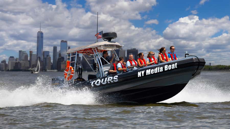 New York City: Harbor Speedboat Tour - Key points to know before you book