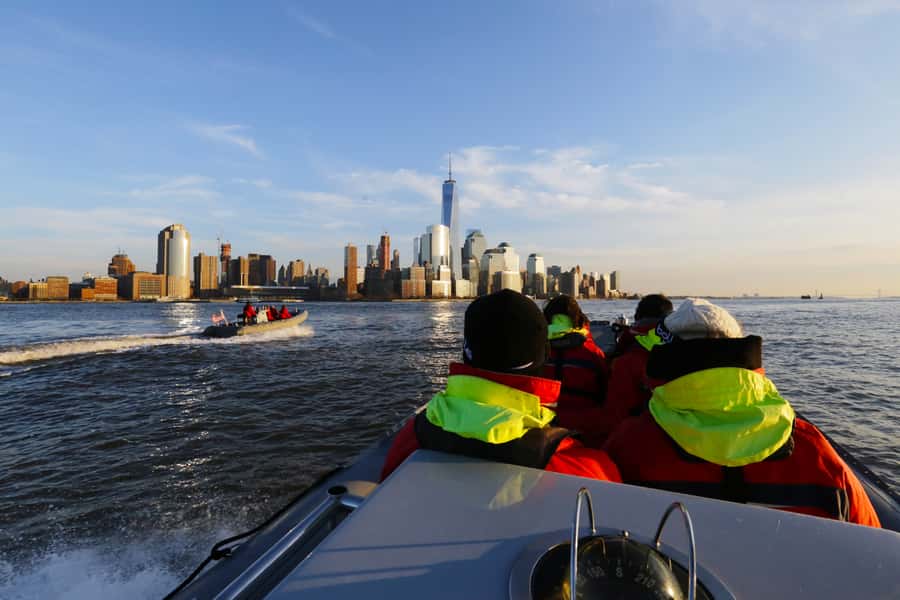 New York City: Harbor Speedboat Tour - Why New York Harbor looks better from a speedboat
