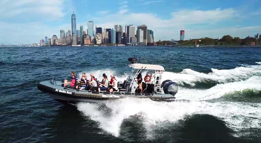 New York City: Harbor Speedboat Tour - Brooklyn’s waterfront, Red Hook, and Governors Island