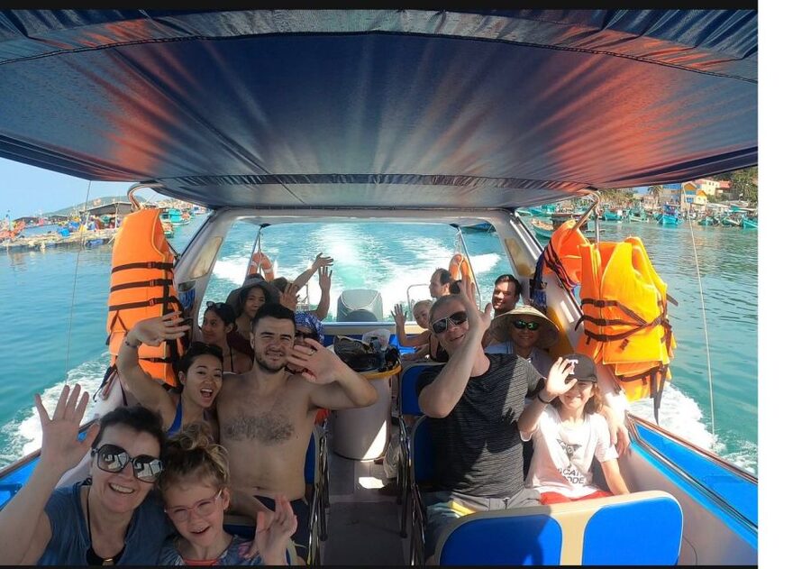 Nha Trang: Island-Hopping & Snorkeling Day Trip by Speedboat - Tam Island brings the first coral stop