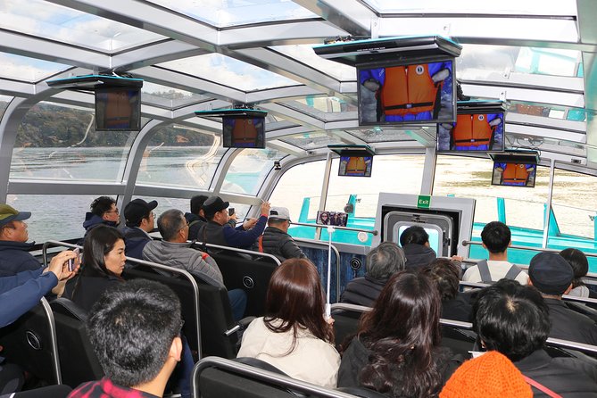 Niagara CANADA, Domed (Dry) Jet Boat Tour - The Niagara Whirlpool gives the ride its sense of place