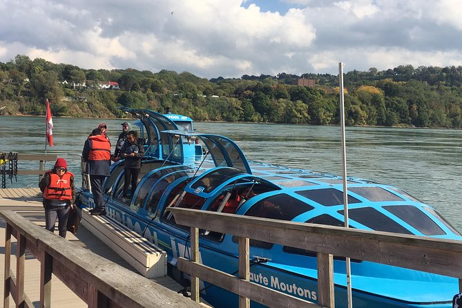 Niagara Falls Sightseeing tour of USA Side plus Jetboat - A one-hour look at the USA side