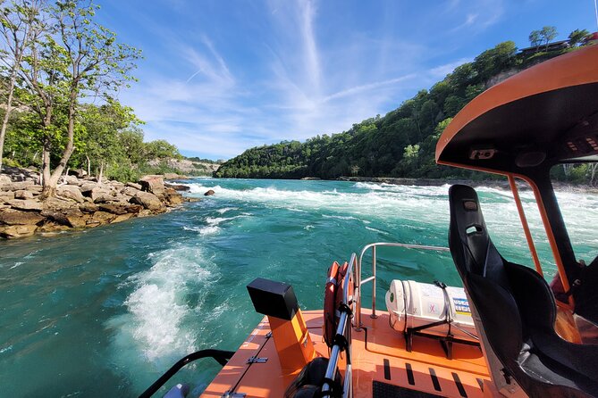 Niagara Falls USA, Open-Top (Wet) Jet Boat Tour - Niagara-on-the-Lake gives way to the river’s rough side