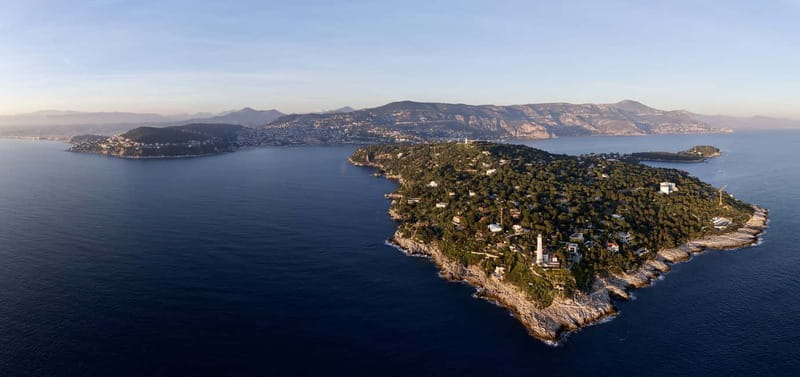 Nice: Snorkeling Speedboat Tour in Villefranche Bay - One hour among Mediterranean fish and sea life