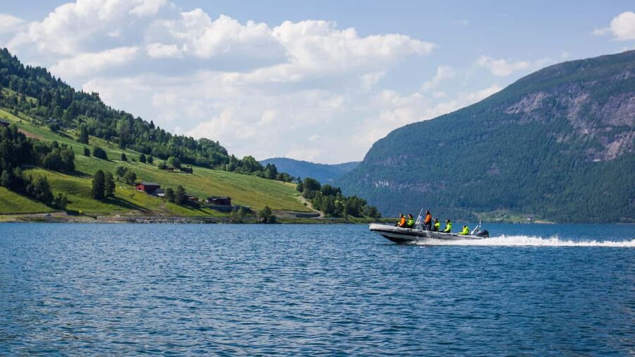 Olden: Nordfjord RIB Boat Tour - Five minutes that make the ride feel secure
