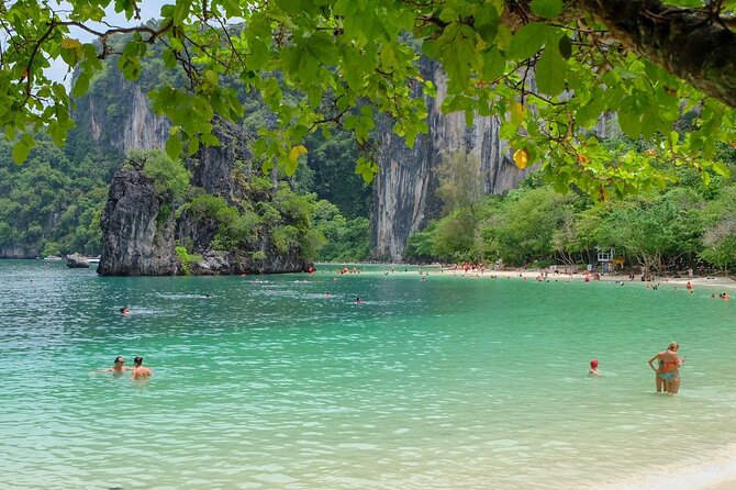 One-Day Tour at Hong Islands by Speedboat from Krabi - Snorkeling comes with the basic gear