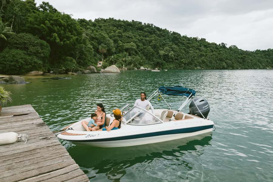 Paraty: A Private Speedboat Experience in Mamangua - Who Will Enjoy This Most