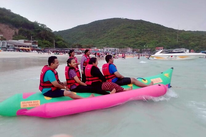 Pattaya Coral Island speed boat with lunch from Bangkok - Lunch beside the beach