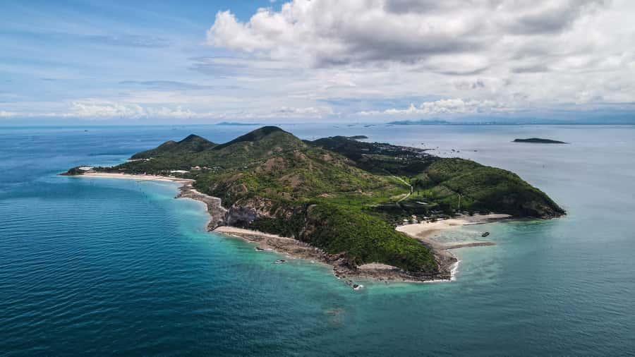 Pattaya: Private Speedboat to Coral Islands Cruise - Koh Sak, the quieter first stop