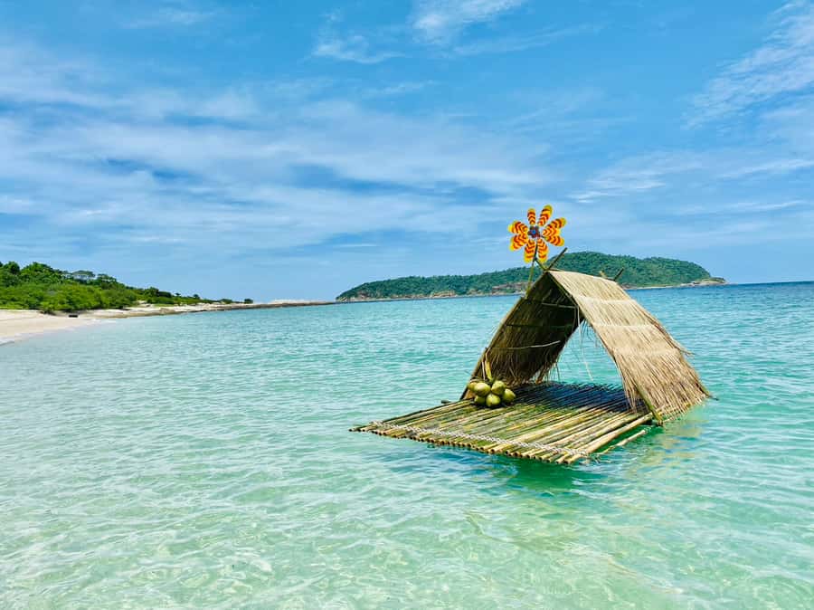 Pattaya: Private Speedboat Tour to Koh Phai with Activities - Leaving Pattaya by private speedboat