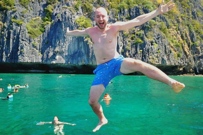 Phi Phi Early Bird & 4 Islands - Day Tour by Speedboat From Krabi - Bamboo Island Is the Main Beach Lunch Stop