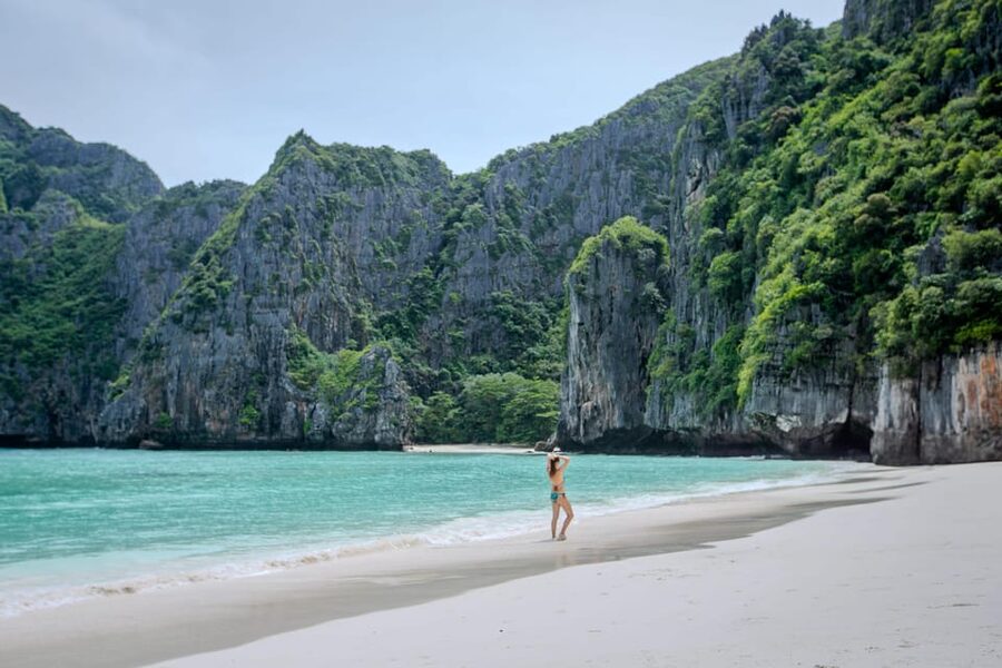 Phi Phi: Early Morning Speed Boat to Maya Bay - Meeting point and timing details