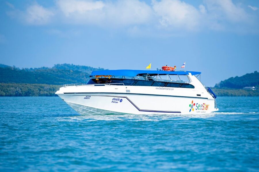 Phi Phi Highlight: Full-Day Island by Speedboat or Catamaran - Lunch and what the $95 price really covers