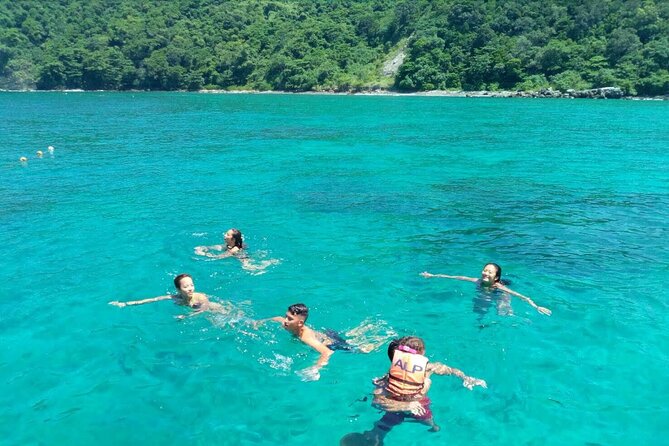 Phi Phi Island Hopping Day Trip by Speed Boat from Phuket - Lunch and a short walk on Phi Phi Don