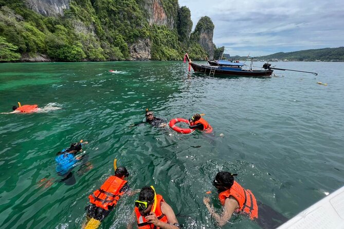 Phi Phi Islands Adventure Day Tour by Speedboat from Krabi - Phi Phi Don brings lunch and a short break