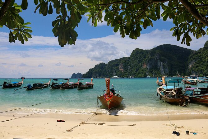 Phi Phi Islands and Khai Island Day Tour from Phuket by Speedboat - Maya Bay, the postcard stop with limited breathing room