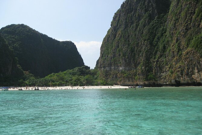 Phi Phi Islands Speedboat Full-Day Tour from Phuket+ Buffet Lunch - Morning pickup and the speedboat tradeoff