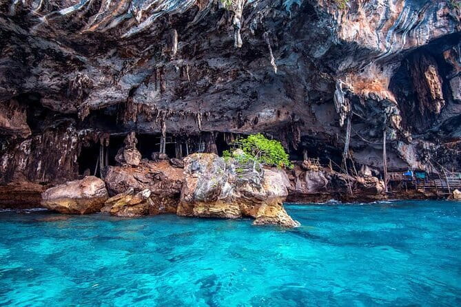 Phi Phi Islands Speedboat Tour: Khai & Maya - Early pickup and the AA Marina start
