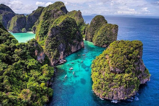 Phi Phi & Khai Islands Snorkeling Trip w/ Lunch and Fins by Speedboat - Pileh Lagoon: the best place to get in the water