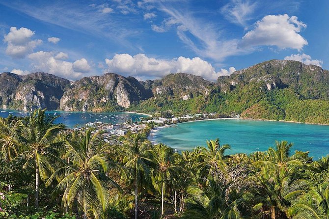 Phi Phi , Khai & Maya : Unforgettable Island Hopping by Speedboat - Khai Nok Island is a gentle final stop