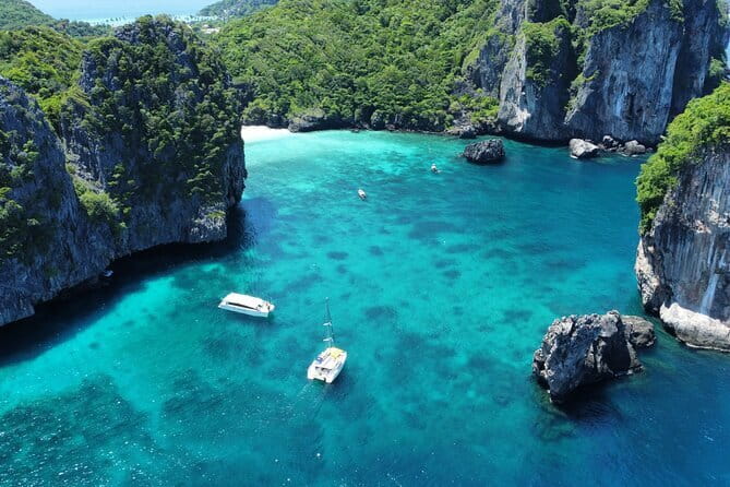 Phi Phi, Maya and Bamboo Islands Day Tour by Speedboat in Krabi - A fast route to Thailand’s famous island views
