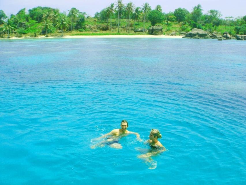 Phu Quoc: 4 Island Hopping, Speedboat, Cable Car, Water Park - The cable car is the strongest visual finale
