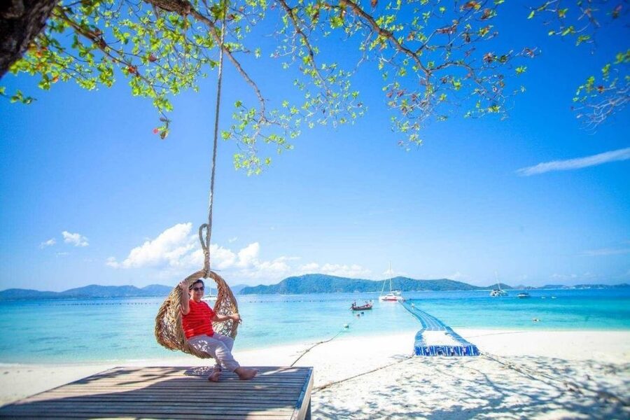 Phuket: Coral Island Day Tour by Speedboat - Snorkeling and sea conditions