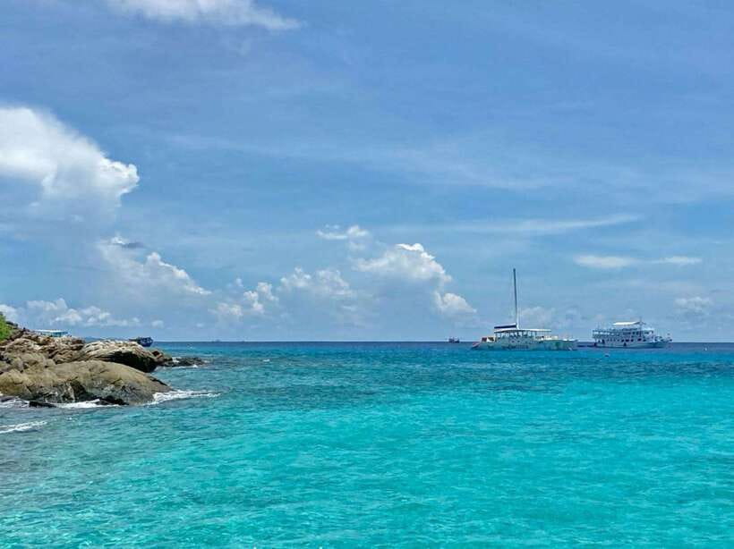 Phuket: Day Trip to Coral and Racha Island by Speedboat - The 45-minute speedboat crossing