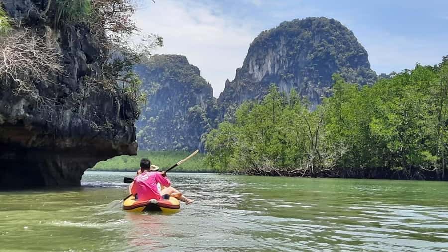 Phuket: James Bond Island by Speedboat w/ Canoeing & Lunch - The beach stop at Ko Naka Yai