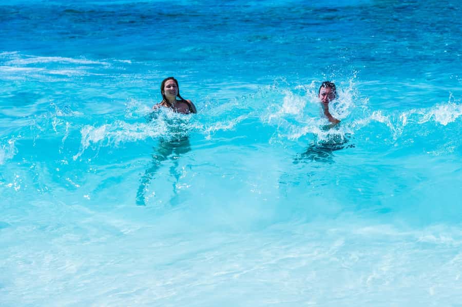 Phuket/Khao Lak: Speedboat Snorkel Tour to Similan Islands - What the boat day feels like