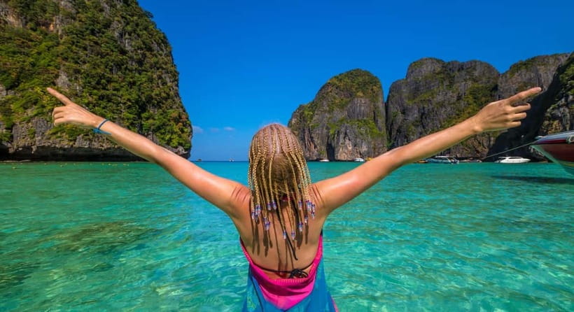 Phuket : Phi Phi Island Trip by Speedboat with Lunch - Key Points at a Glance