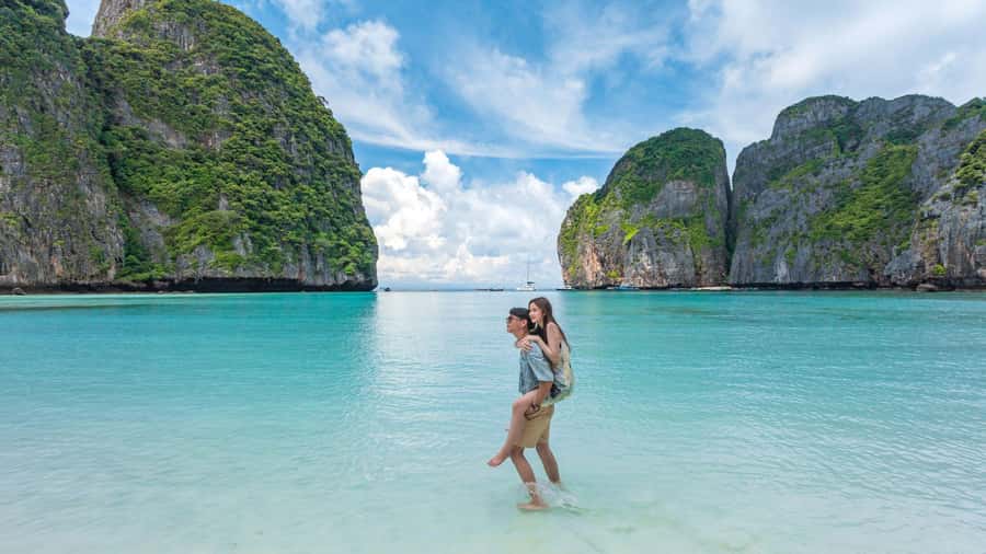 Phuket: Phi Phi Khai or Maiton Island by Speedboat/Catamaran - The return boat ride and hotel transfer