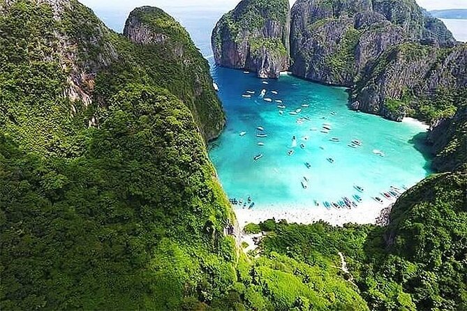 PHUKET: Phi Phi-Maya-Yao Yai-Khai Island by Speed Boat with Lunch - Maya Bay is the headline, but not a swimming stop