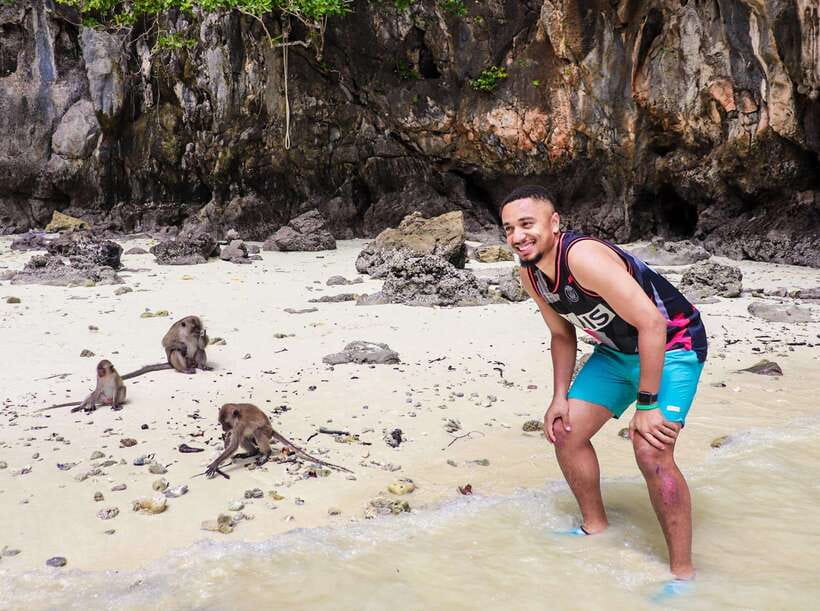 Phuket: PhiPhi, Maya Bay & Khai Island Day Tour with Lunch - Khai Nok Island ends the day on an easier note
