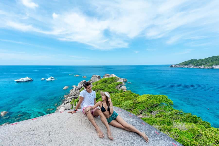 Phuket: Similan Island Full-Day Trip by Speedboat with Meals - Koh 8 and the climb to Sailing Rock