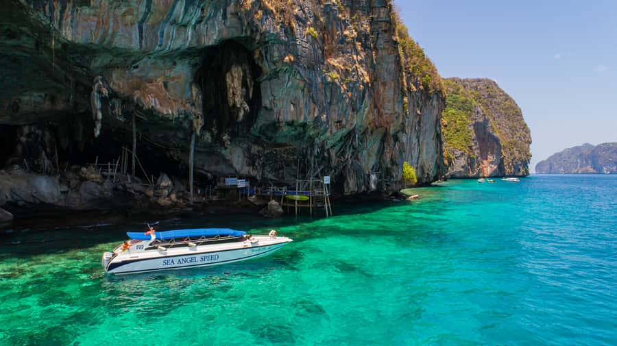 Phuket: Speedboat Day Trip to Phi Phi and Maya Bay - Phi Phi Le, where the cliffs do the talking