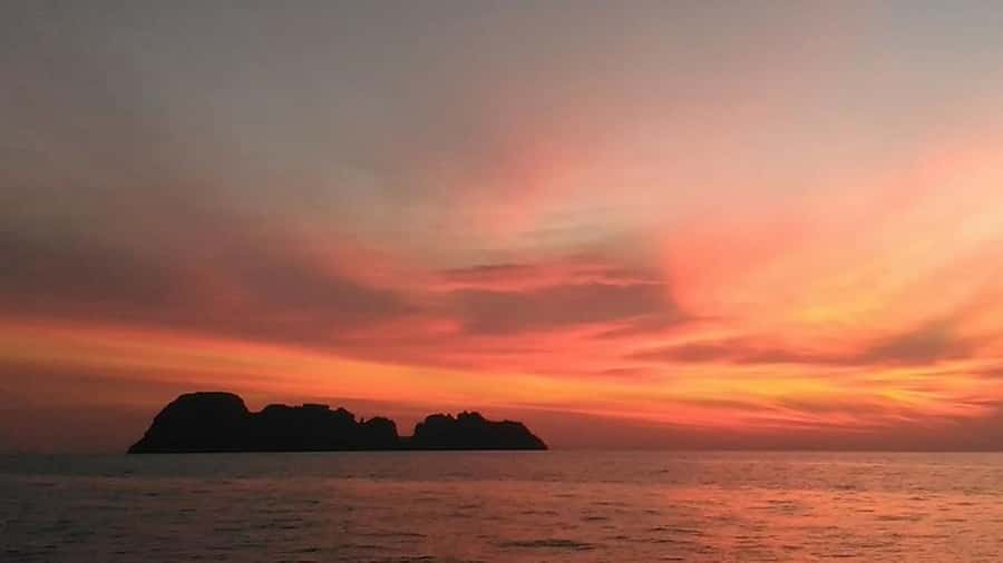 Phuket to Phi Phi Full-Day Luxury Speed Boat Charter - Pileh Lagoon gives you the best swim