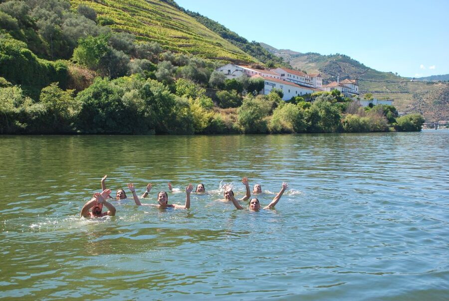 Pinhão: River Douro Speedboat Tour with Water Sports - The Douro Valley Between Turns