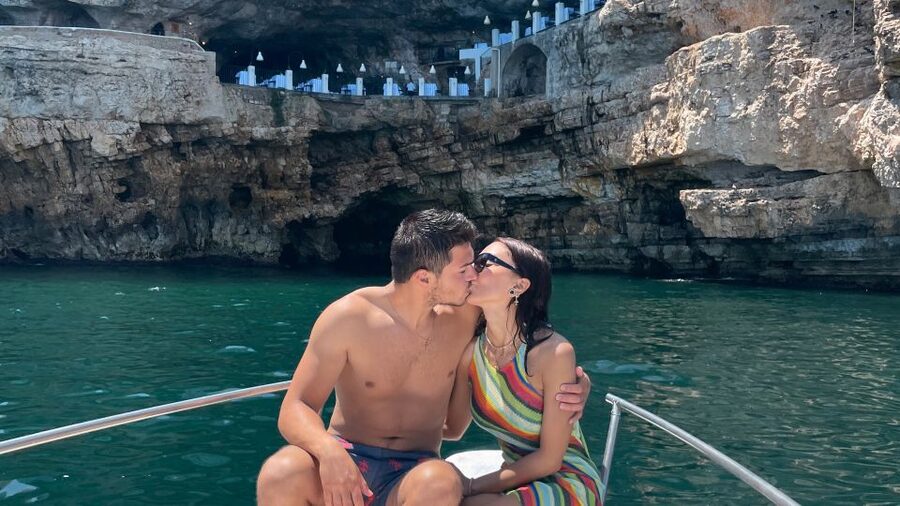 Polignano a Mare: Speedboat Cruise to Caves with Aperitif - Grotta Palazzese and the main cave run