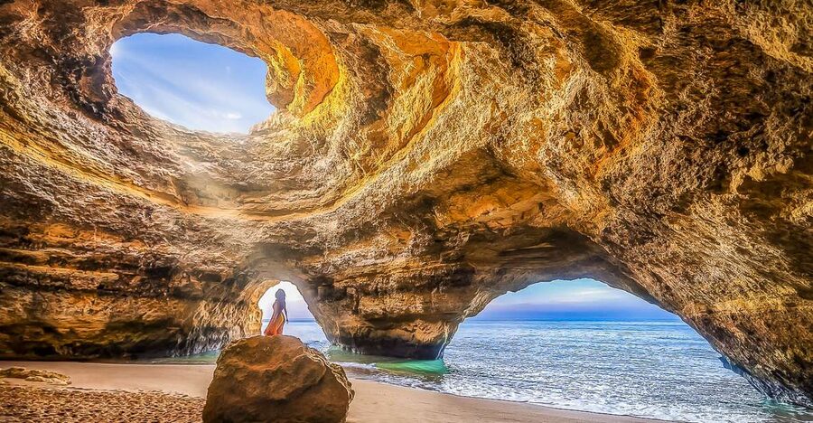 Portimão: Benagil Caves Speed Boat Tour with Sunset Option - Entering Benagil Cave by speed boat