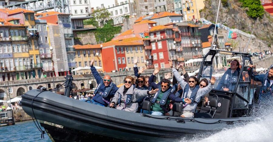 Porto: Douro River Speedboat Tour - Under the six bridges, with the Dom Luís I Bridge as the prize