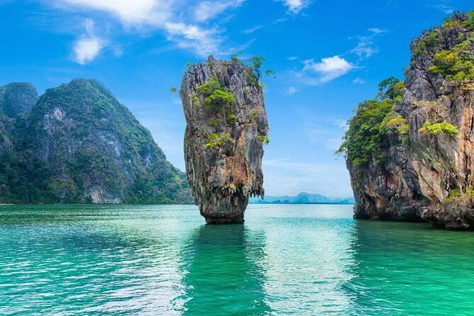 Premium Speedboat Tour: James Bond Island, Phuket - Hong Island by guided canoe