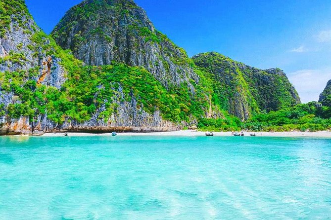 Premium Tour to Phi Phi & Bamboo Island Tours by Speed boat - Pileh Bay offers one of the day’s best swims
