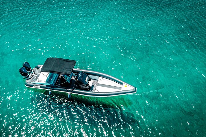 Private Cruise with Speedboat: Kleftiko- Sarakiniko- Sykia cave - Sarakiniko’s white volcanic rock
