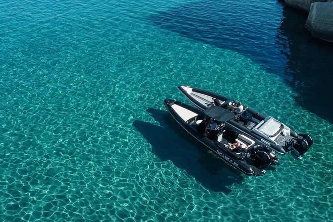 Private Cruise with Speedboat: Kleftiko- Sarakiniko- Sykia cave - Two hours around Kleftiko