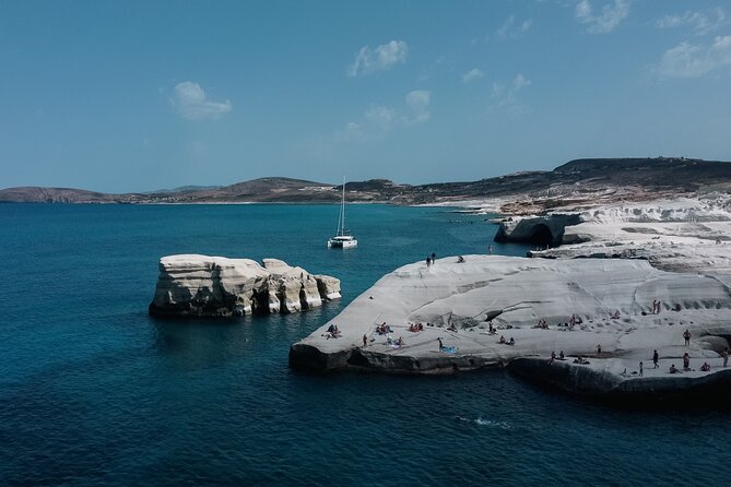 Private Cruise with Speedboat: Milos- Polyaigos- Kimolos - A private RIB day across three Greek islands