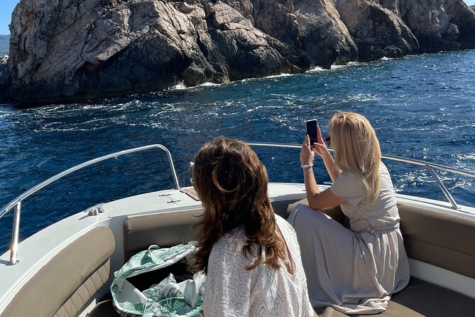 Private Full-Day Tour of Elaphiti Islands by Speedboat - The boat, skipper, and private-group advantage