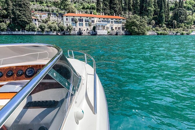 Private guided speedboat cruise on Lake Como from 1H to 4H - Tremezzo, Menaggio, and the central lake