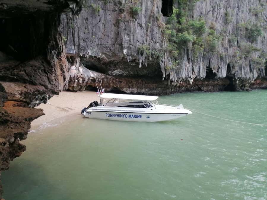 Private Luxury Speed boat to Phi Phi Islands - Practical details that affect your decision